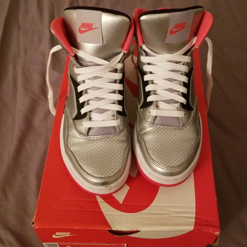 Nike Base Flight High 14